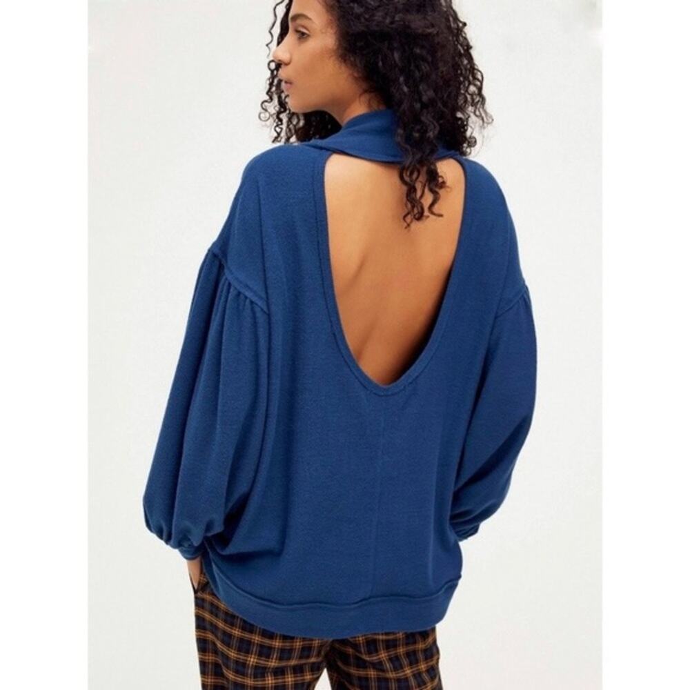 Free People‎ Winnie blue open back oversized turtleneck sweater  size small